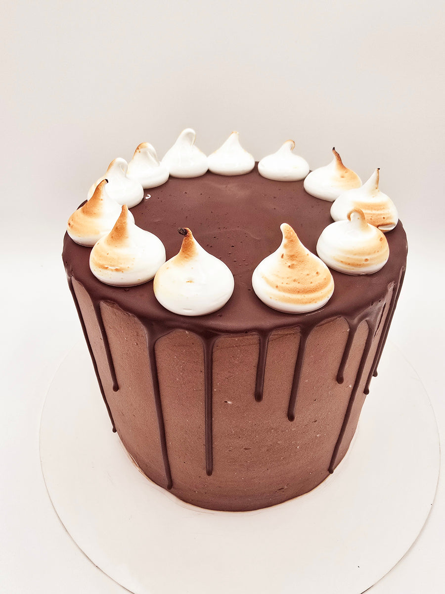 Chocolate Blackcurrant Cake – RT Bakery & Cafe